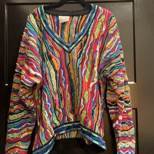 Coogi sweater size L